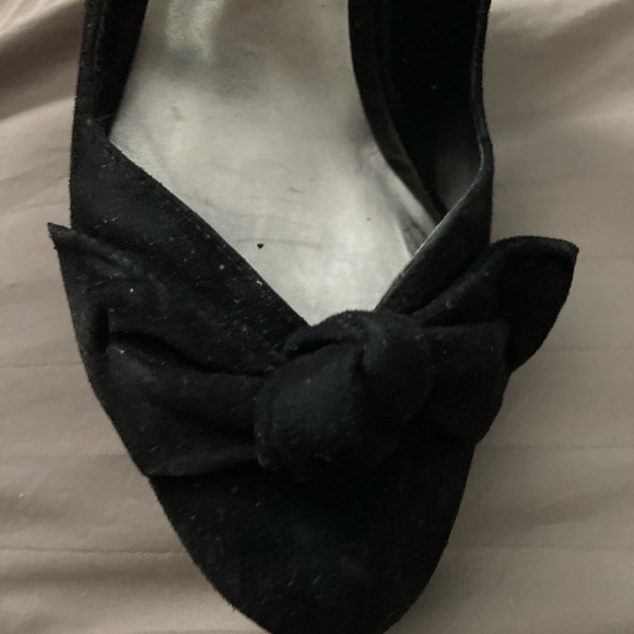 Guess heals - Picture 4 of 4